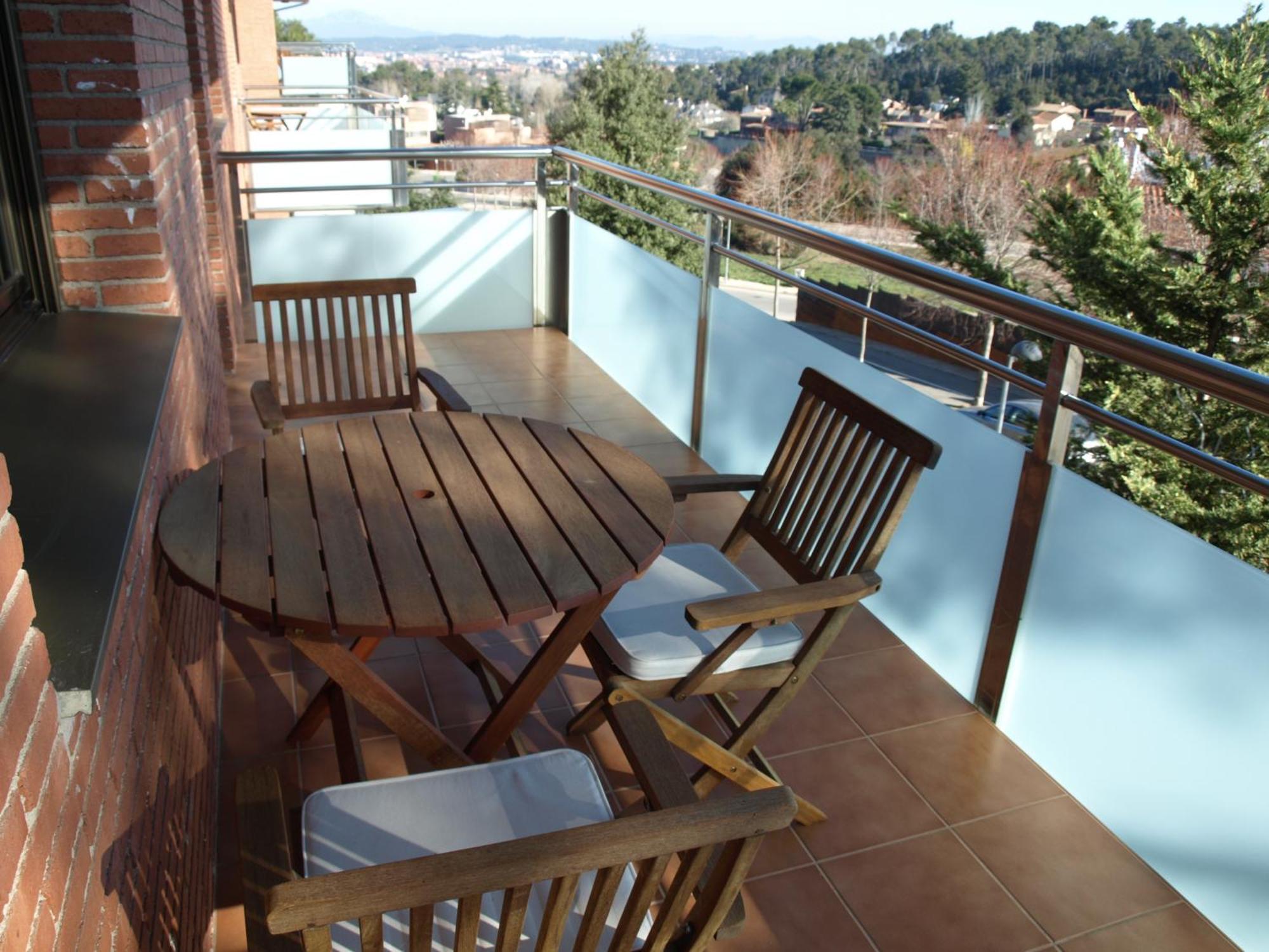 Aparthotel Del Golf Sant Cugat del Vallès Buitenkant foto