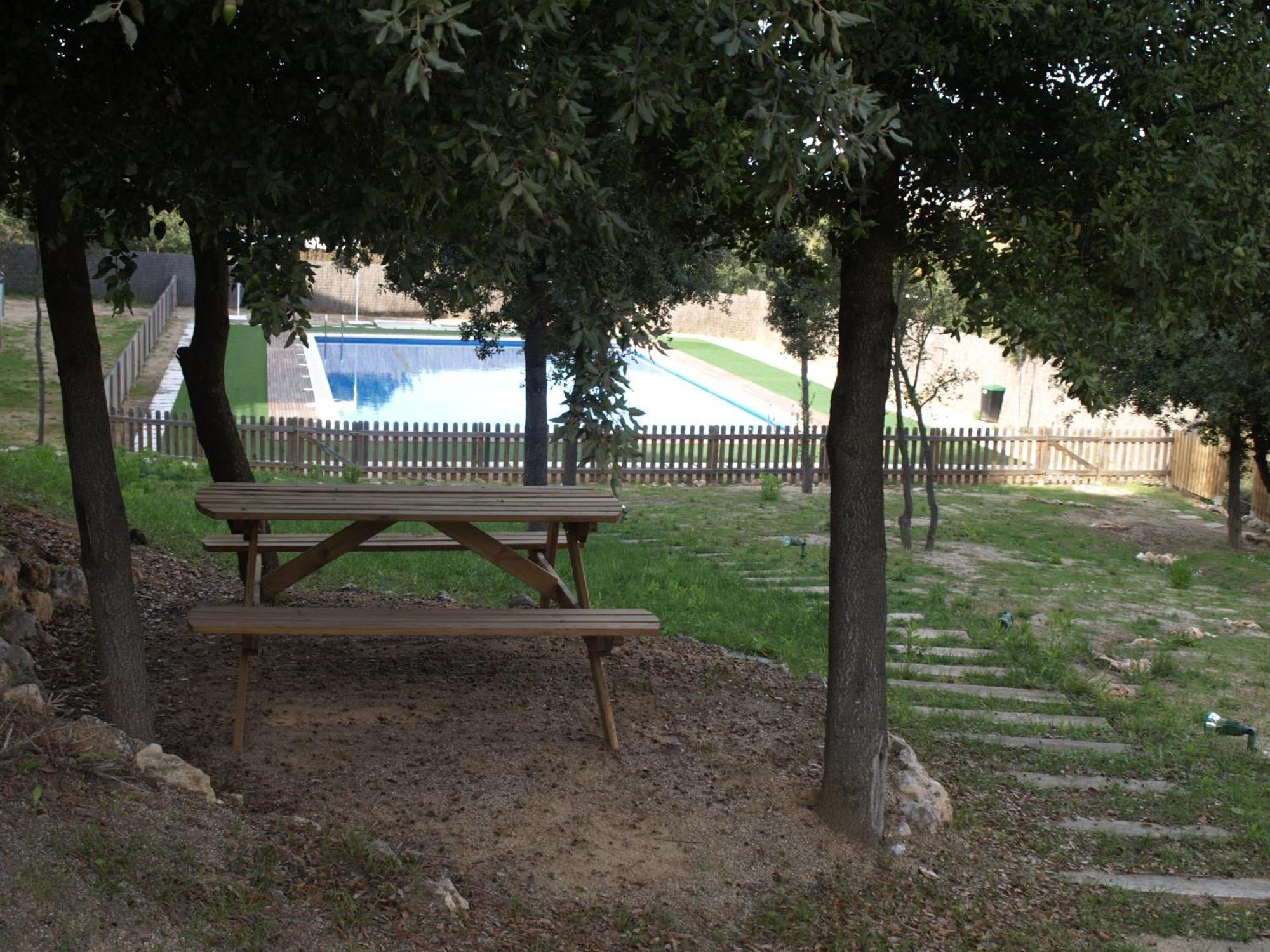 Aparthotel Del Golf Sant Cugat del Vallès Buitenkant foto