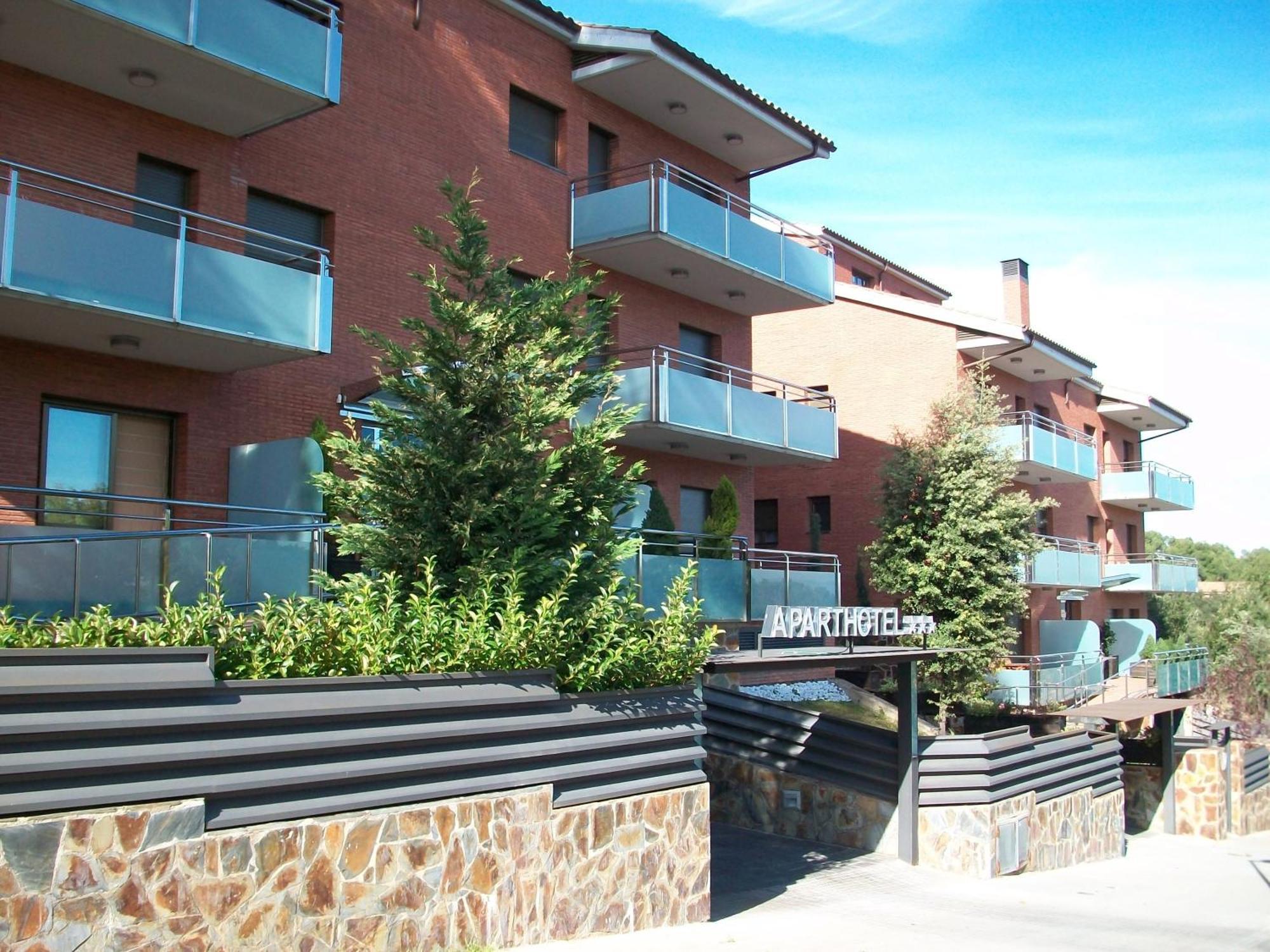 Aparthotel Del Golf Sant Cugat del Vallès Buitenkant foto