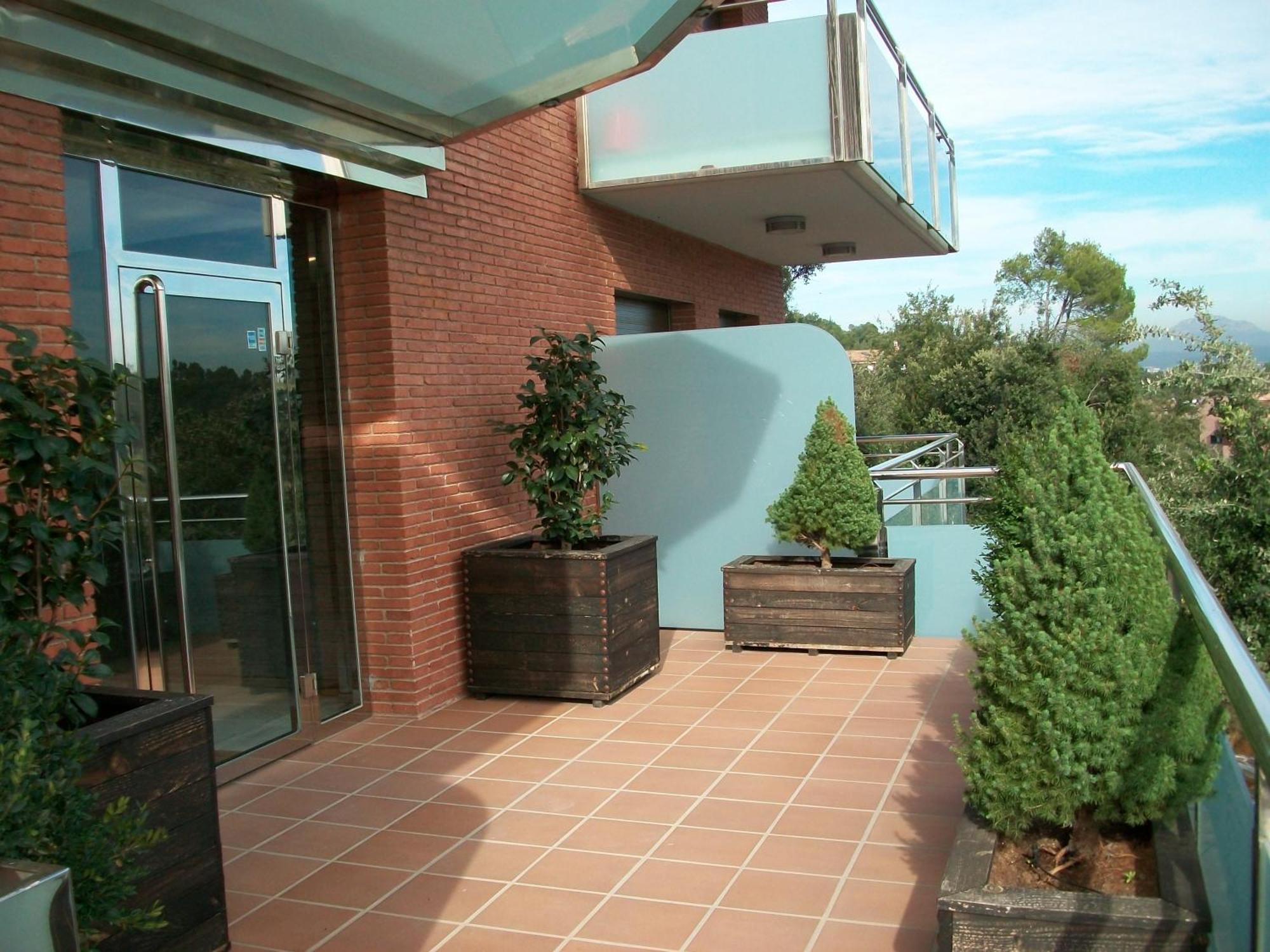 Aparthotel Del Golf Sant Cugat del Vallès Buitenkant foto