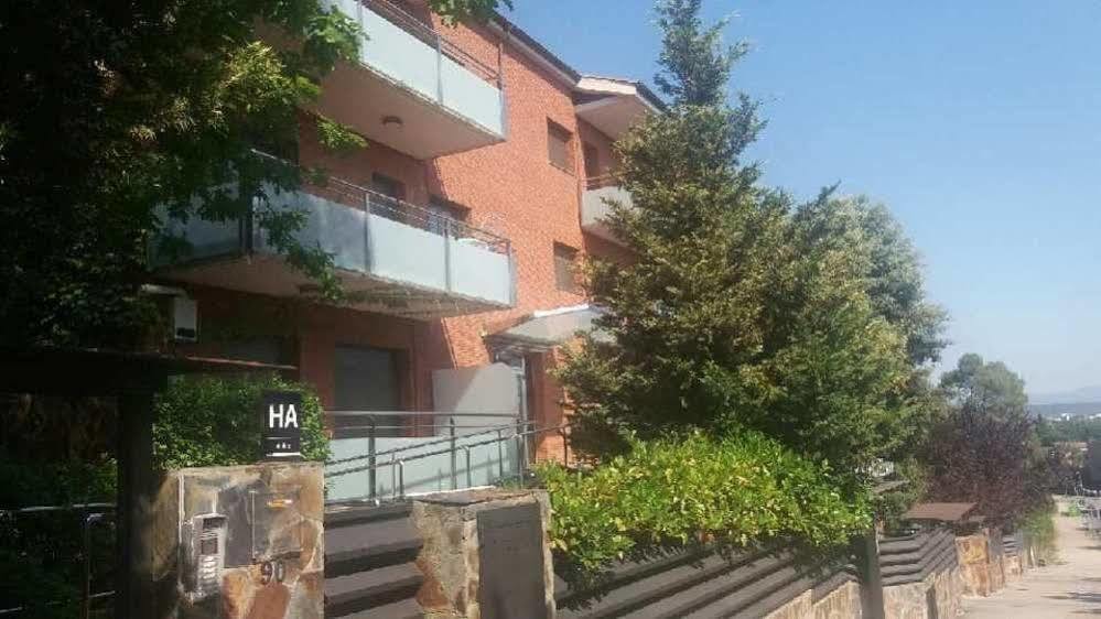 Aparthotel Del Golf Sant Cugat del Vallès Buitenkant foto